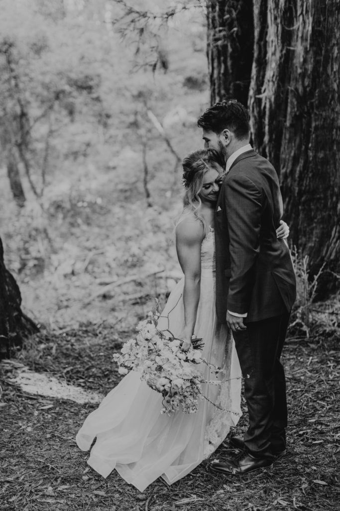 bride and groom photos in the forest redwoods