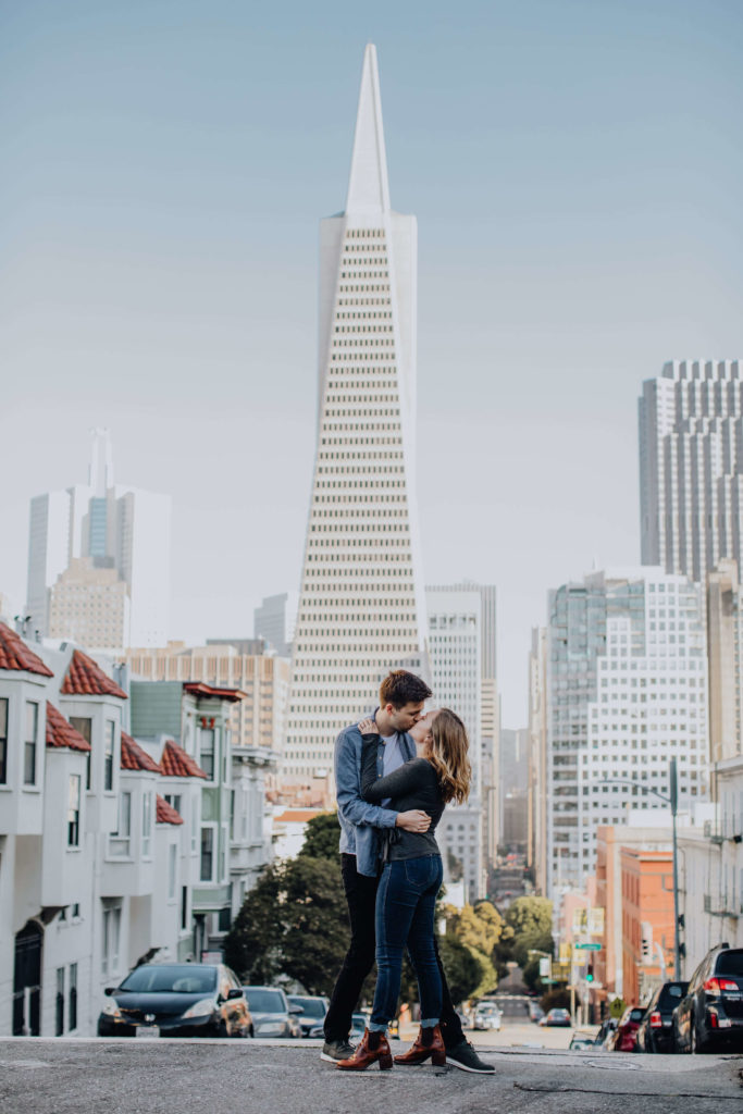San Francisco engagement photo location