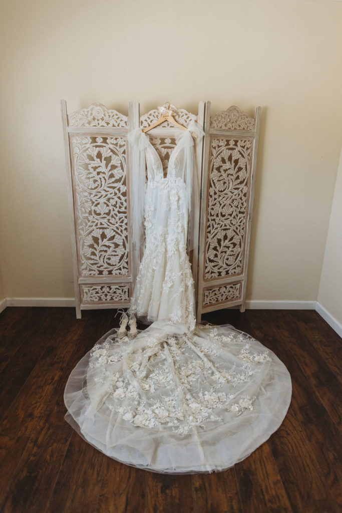 Elegant wedding gown