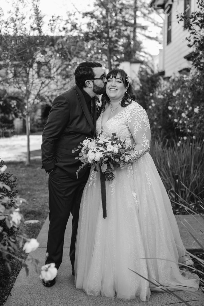 Bride and groom portraits for wedding at MacArthur Place Hotel in Sonoma California