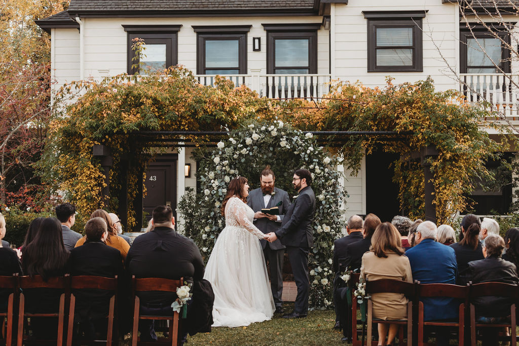 Outdoor wedding ceremony at MacArthur Place Hotel in Sonoma California
