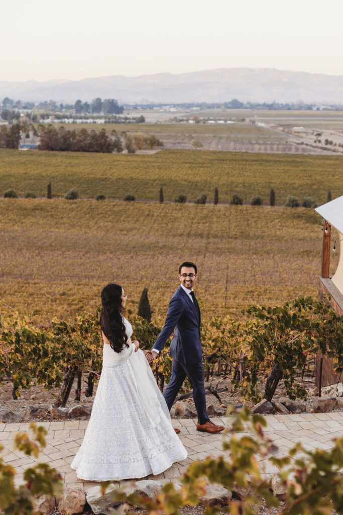 Couple at Sonoma winery wedding venue
